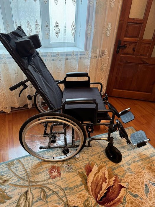 Инвалидная коляска