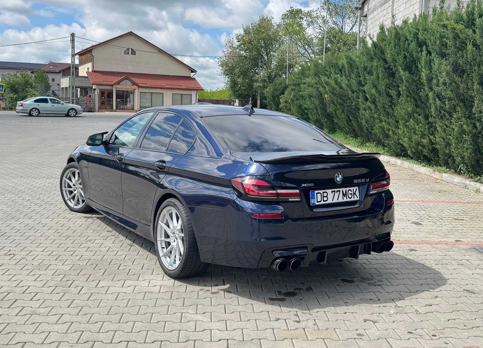 BMW 5 Series 2012 — imagine 7