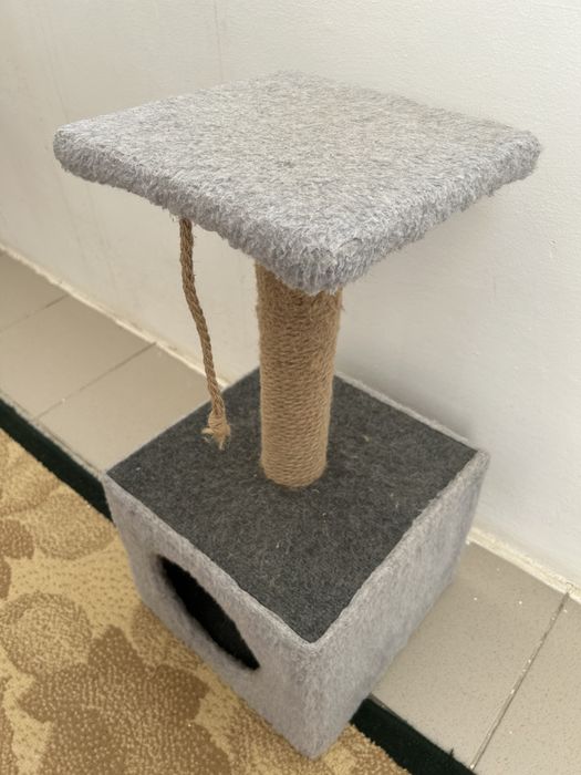 Уютный домик для кошки