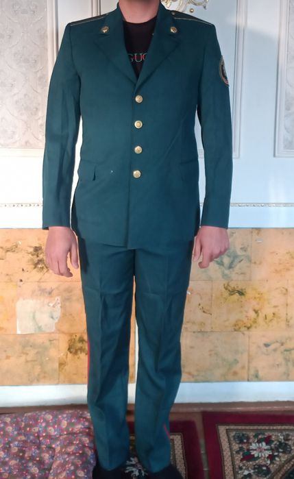 Ichki ishlar formasi sotiladi