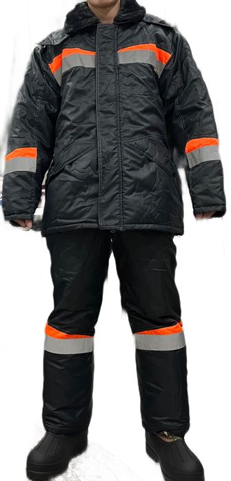 Продам зимнию спец одежду