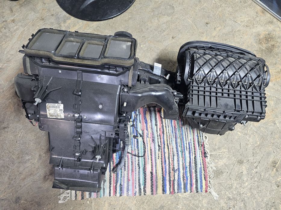 Aeroterma climatronic Mercedes-Benz ML W164 2005-2011