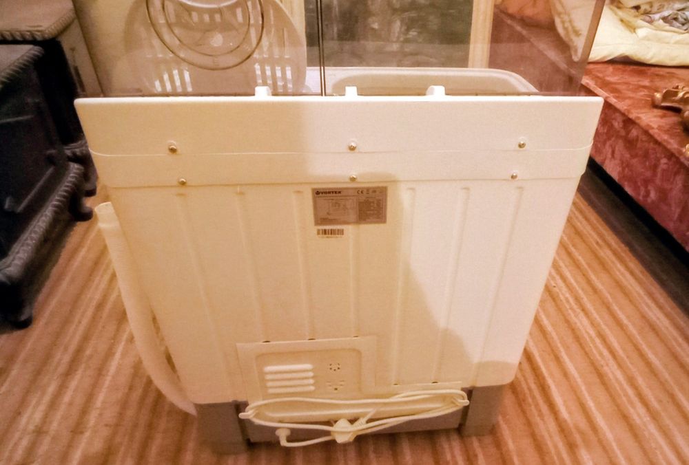 Mașină de spălat rufe Vortex semiautomata cu storcător