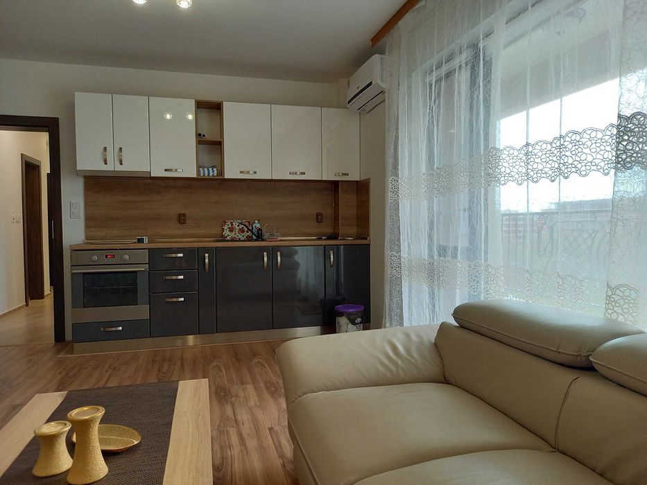 Дава се под наем Двустаен апартамент в Пловдив, Каменица 1 - 65 кв.м за 489.6 € - Снимка #2