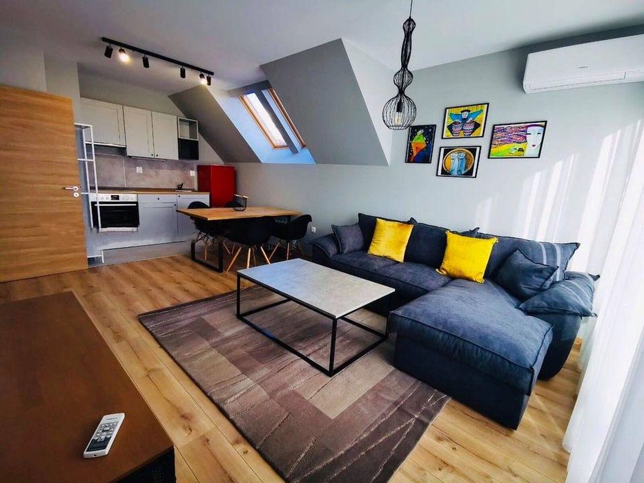 Двустаен апартамент под наем в ж.к. Банишора, 2200336