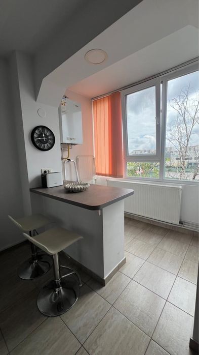 Garsonieră de închiriat – Tractorul | Parcare inclusă