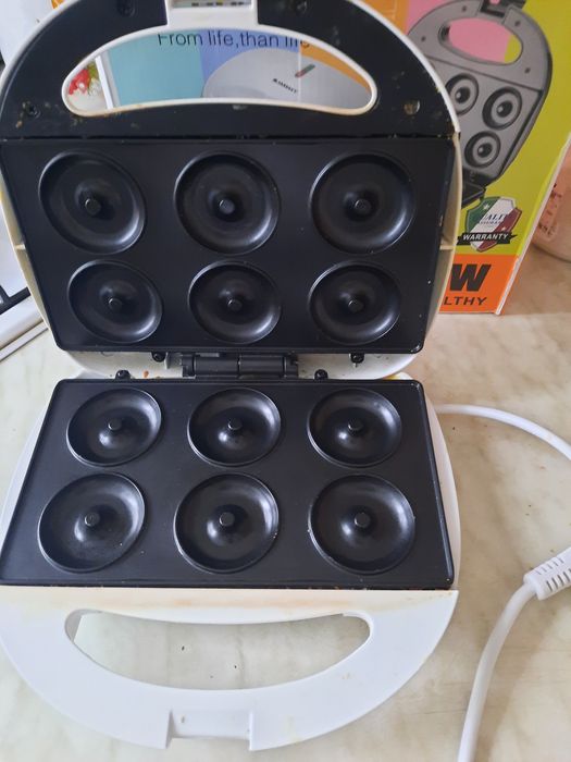 Вафельница пончикмейкер