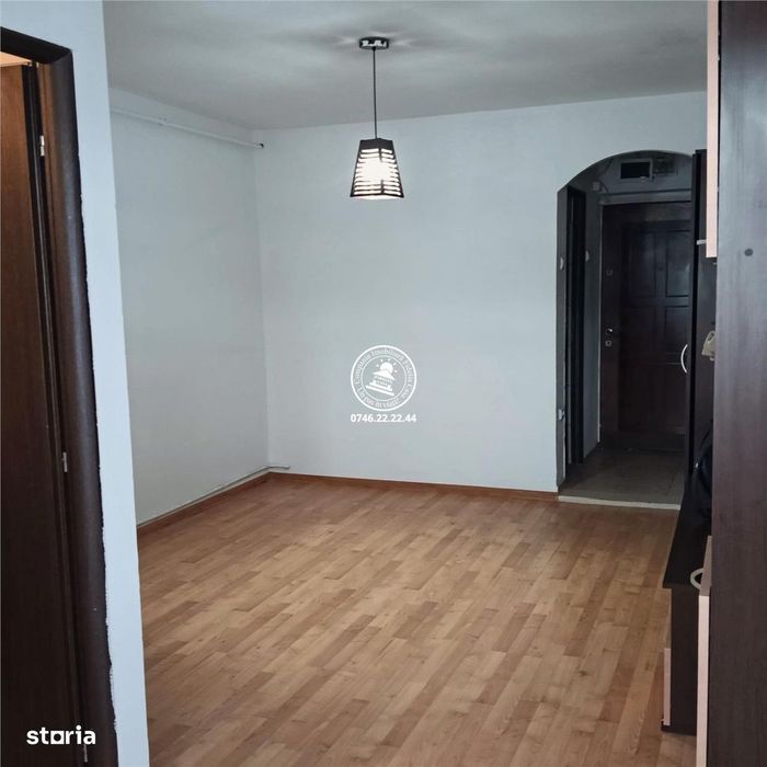 Garsonieră de vânzare – Galata, etaj intermediar