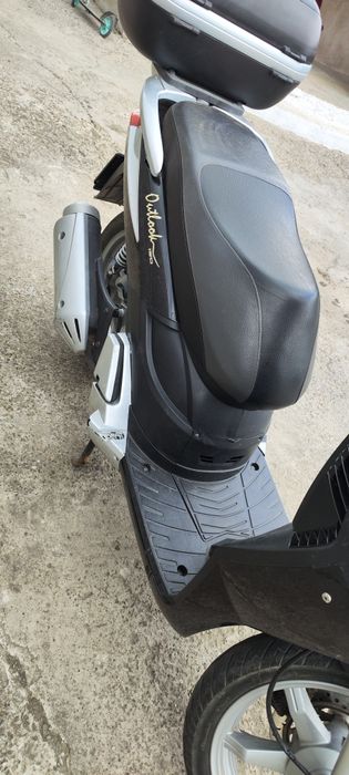 Scuter keeway outlook 150
