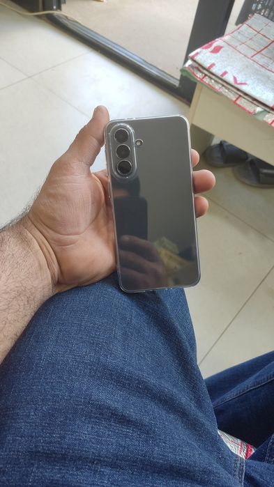 Samsung A 56 holati tiniq srocniga sotaman xotirasi 128 +8