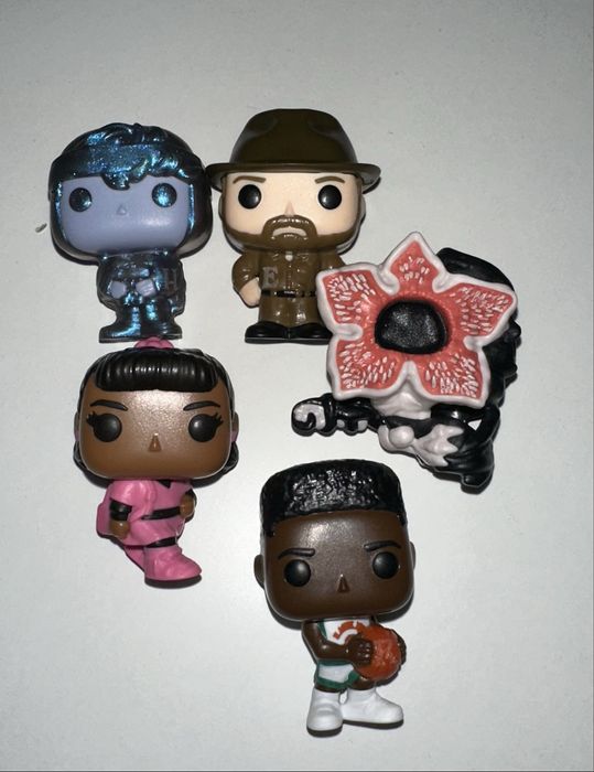 Очень странные дела киндеры