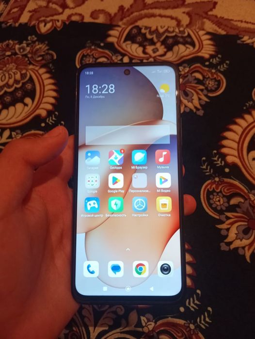 Redmi 13 новый  всё есть