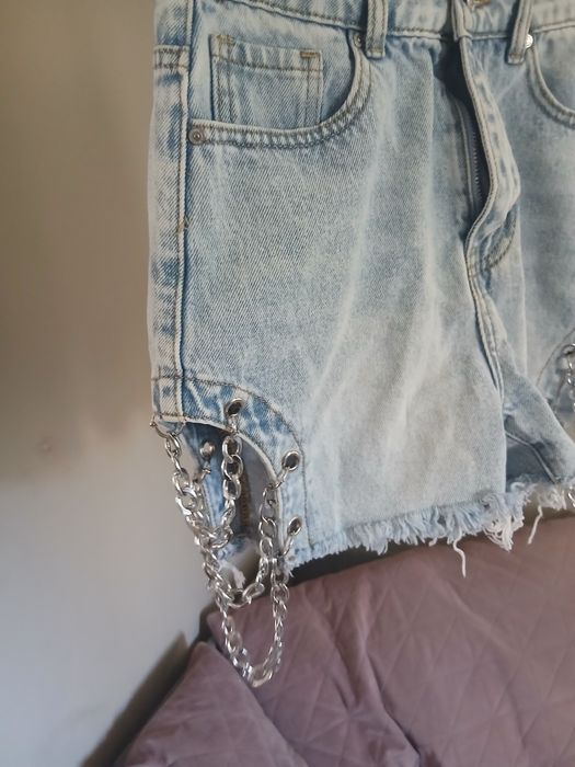 Pantaloni scurți de blugi