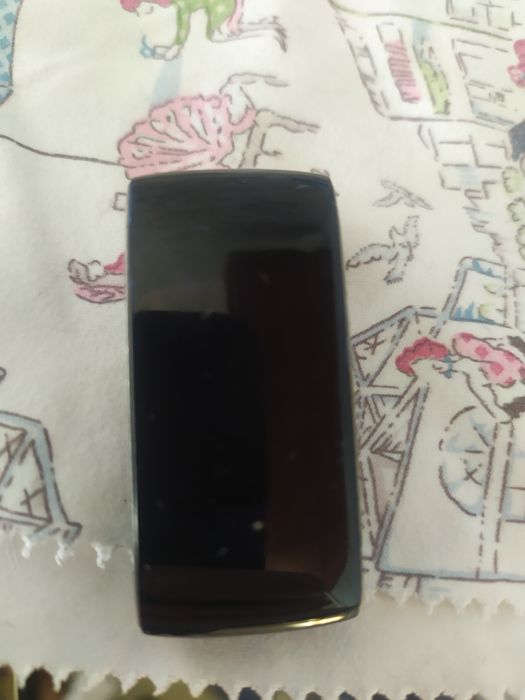 Продам блютуз наушник