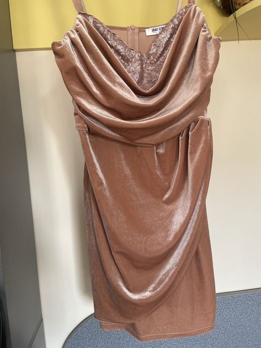 Бежава Рокля Л размер