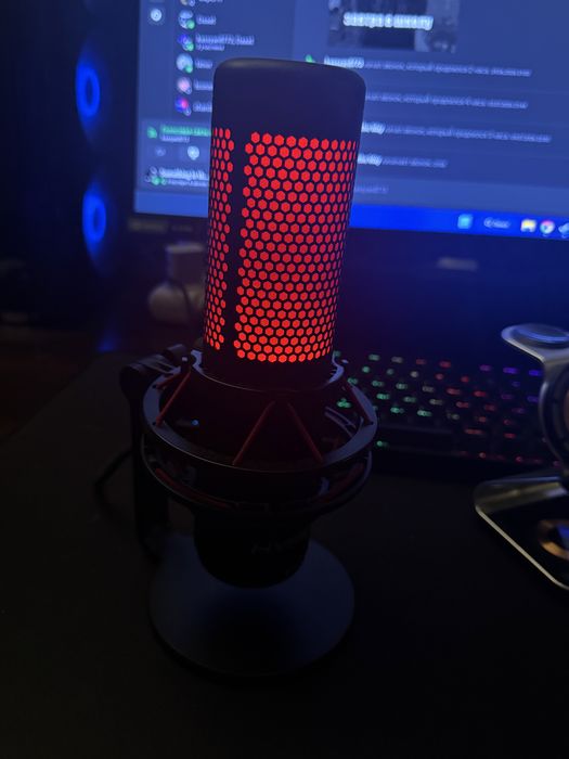 Микрофон HyperX QuadCast