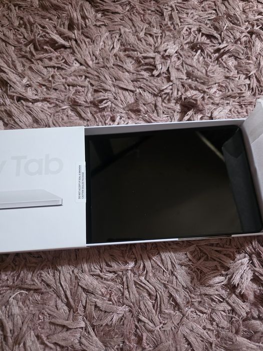 Продам планшет новый Samsung Galaxy Tab A9