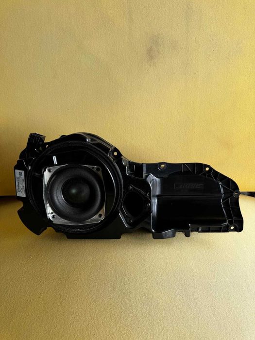 Boxa/difuzor Bose usa dreapta fata Audi A7 4G cod 4G8035298A