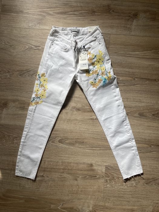 Blugi Zara- mid rise skinny