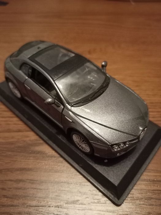 Модель Alfa Romeo Brera оригинал