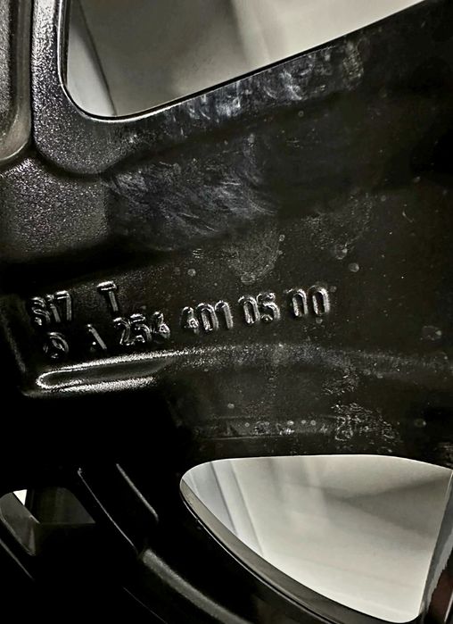 Оригинални AMG 19"джантис гуми Mercedes  GLC X254w254