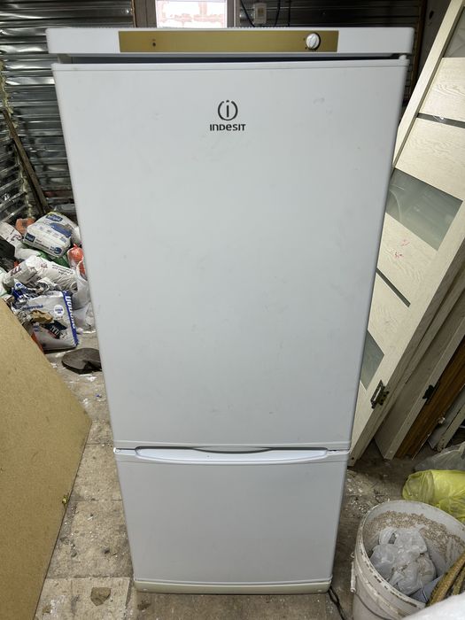 Холодилник Indesit/Индесит