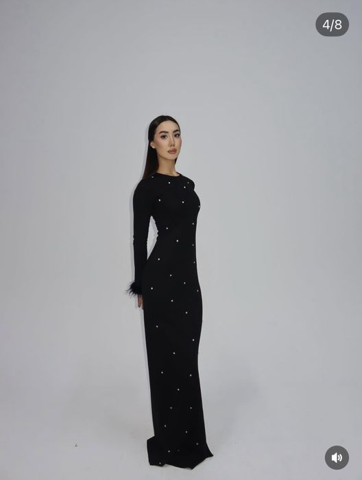 Черное макси платье