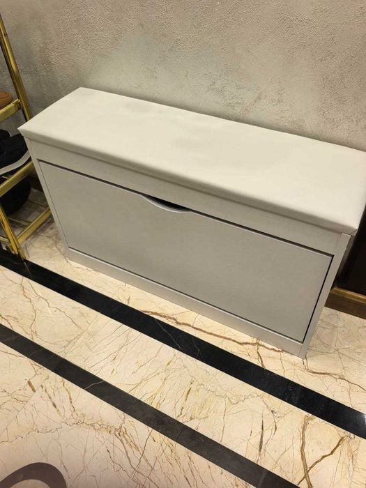 обув полка , обувница