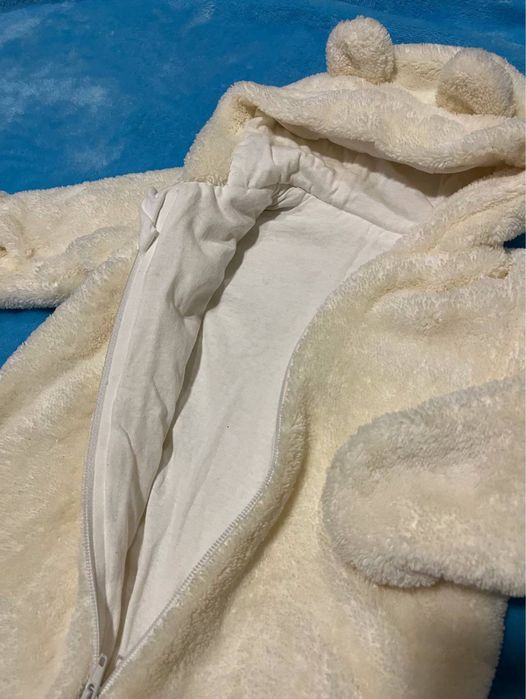 продам детские комбинезоны