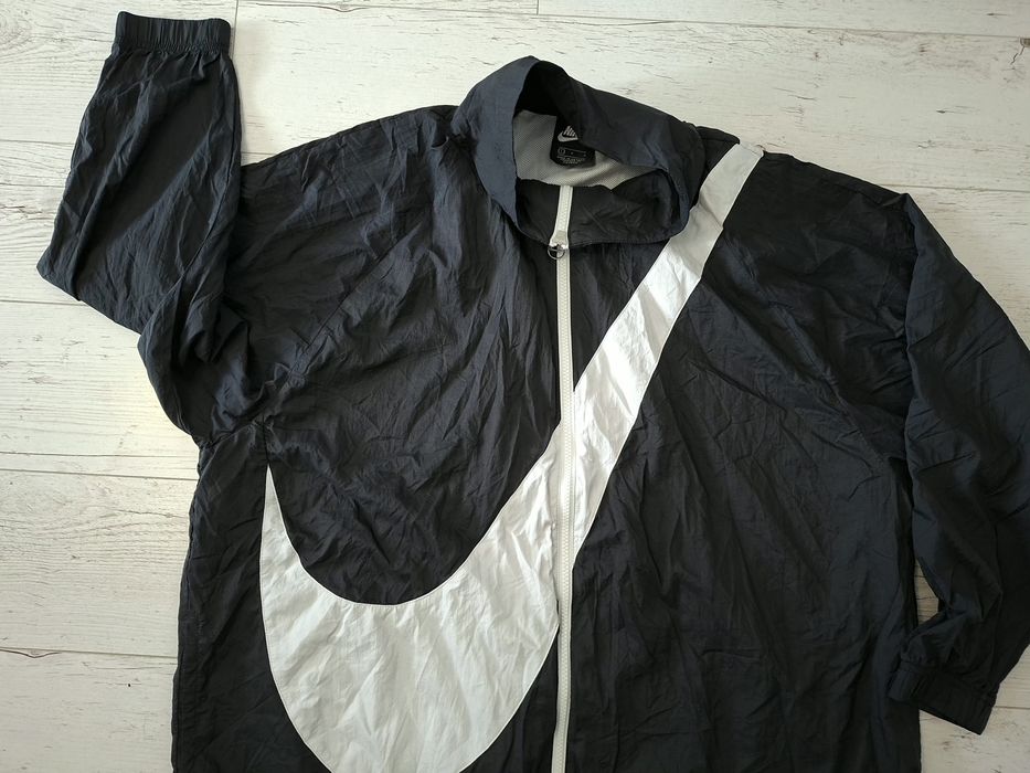 Nike-Ориг. Дамско тънко Яке