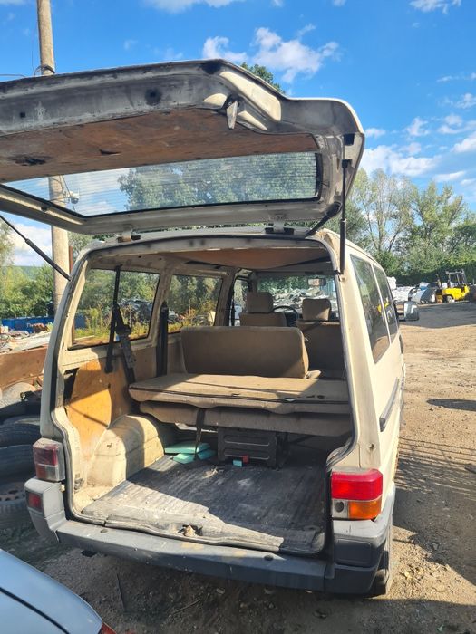 Фолксваген Т4 2.4 Volkswagen T4 2.4 на части
