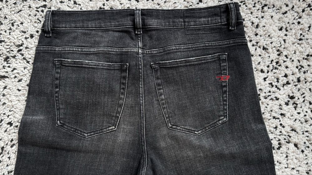 Нови мъжки дънки Diesel размер W33;W34