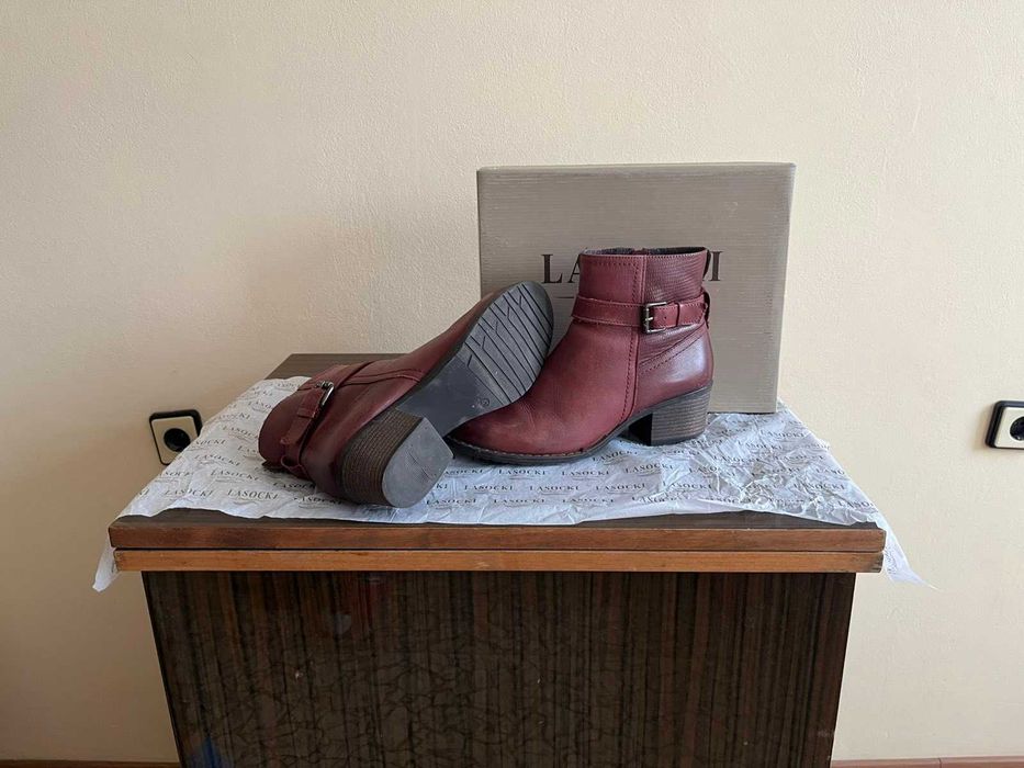 Дамски ботуши Lasocki от естествена кожа номер 41