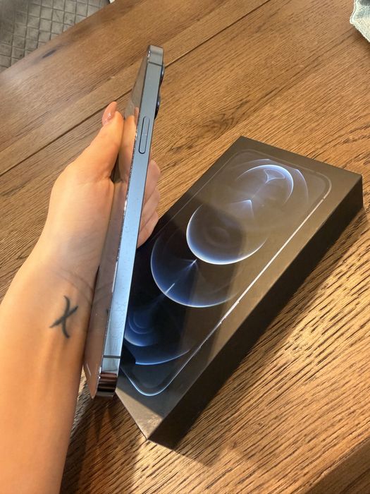 iPhone 12 pro max 128GB