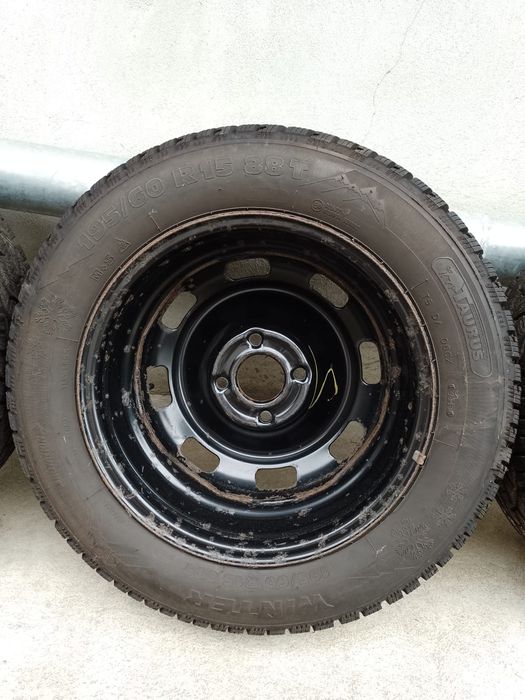 Jante oțel + anvelope iarnă 195/60/R15
