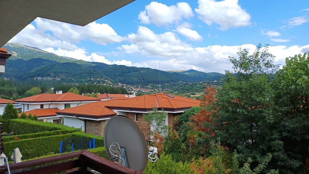 Продава се Къща в с. Кладница, Област Перник - 207 кв.м за 2415 €/кв.м - Снимка #11