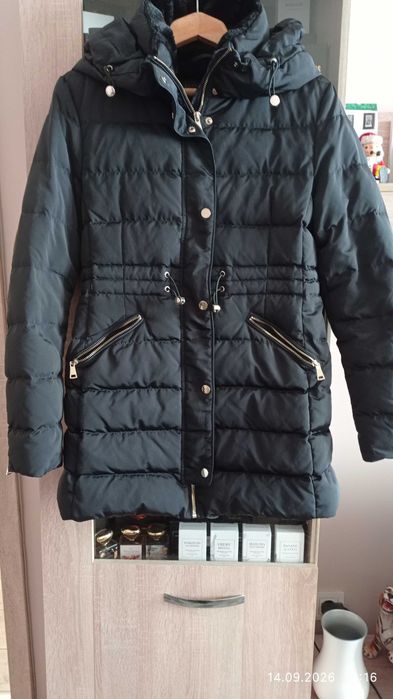 Дамско зимно яке Zara Woman.