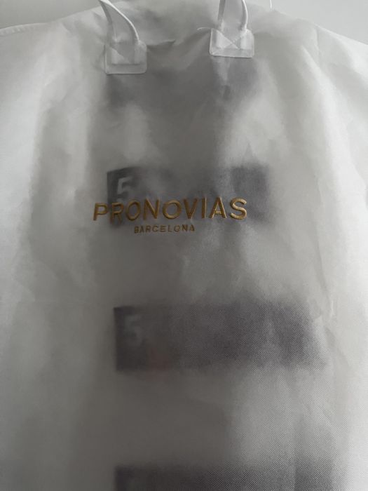 Rochie de mireasa Pronovias