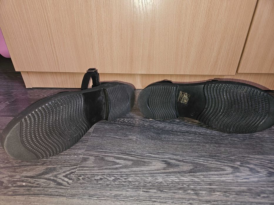 Черни дамски мокасини