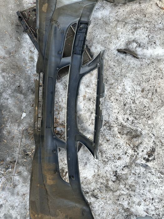 Передний бампер на Кайрон