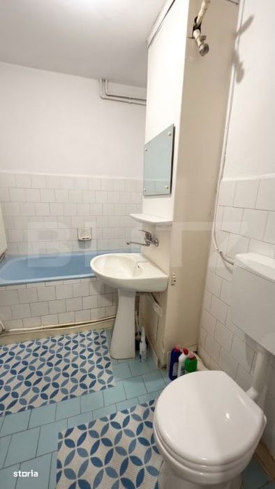 Apartament 3 camere, 77 mp, zona Soarelui
