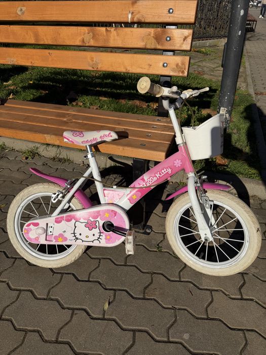 Колело за момиче 3-5г - с Hello Kitty