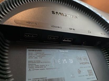 Геймърски монитор Samsung Curved 144hz 24inch