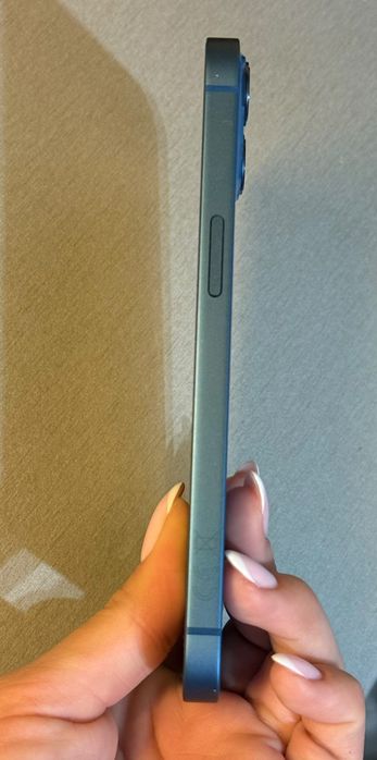 iPhone 13 128gb 98% battery