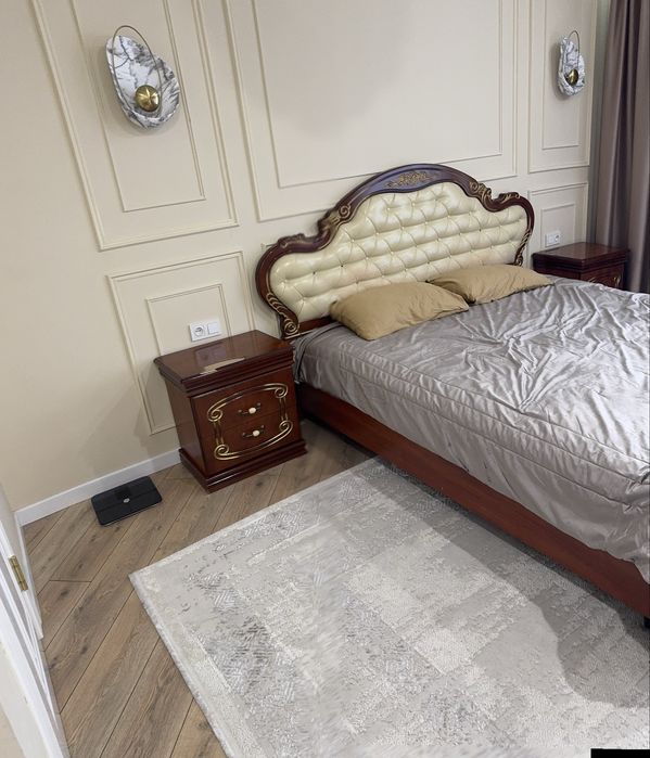 Спальный гарнитур