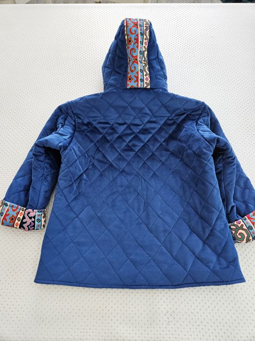 Ұл балаларға шапан капюшонымен