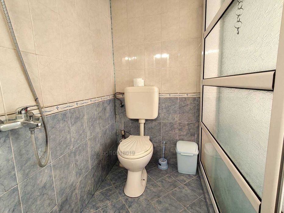 Евтин едностаен в Новия град на Несебър до Общината, пеш до плажовете