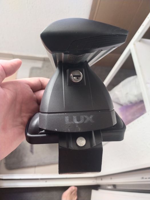 Продам рейлинги LUX на Шевроле Кобальт