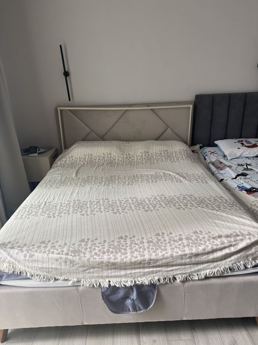 Продам кровать 160*200