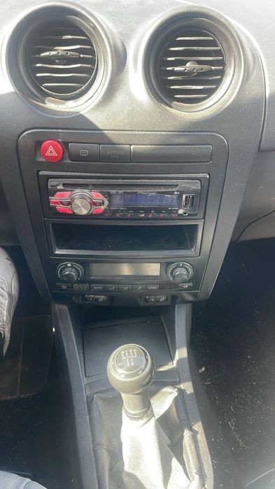 Seat Cordoba 1,4 benzină 2006